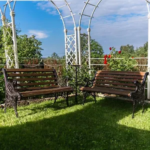  Kwatera prywatna Niespodzianka